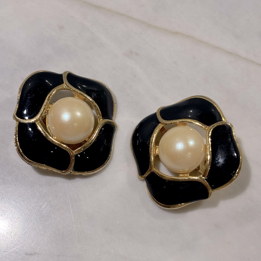 Vintage costume clip on earrings navy enamel with pearls and gold trim